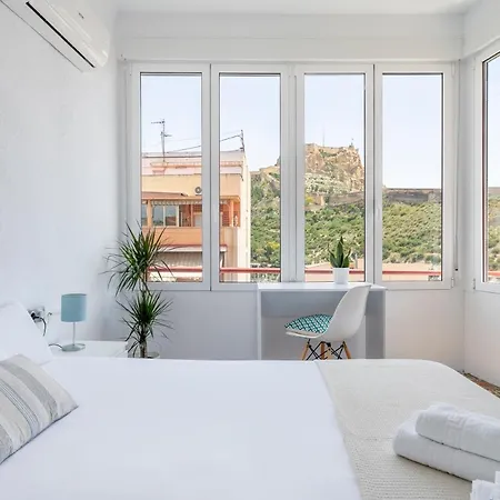 Casa Mila Sv19 招待所